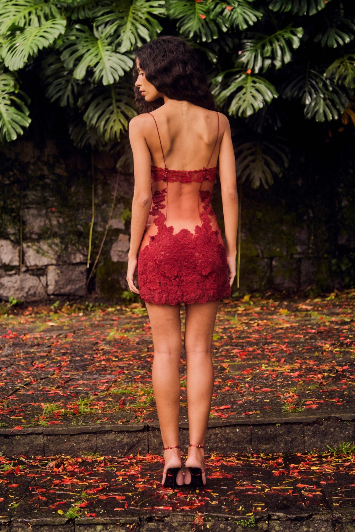 Anemone Mini Dress in Sangre