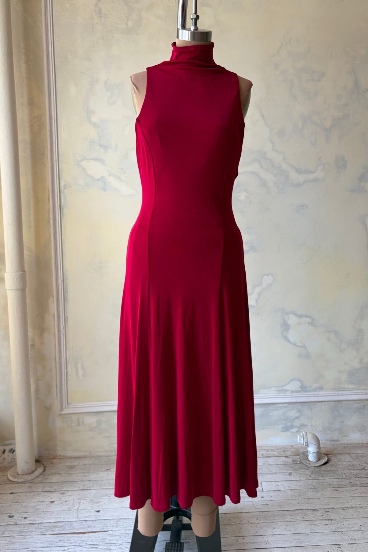 Mock Neck Supermodel Dress in Scarlet Sample