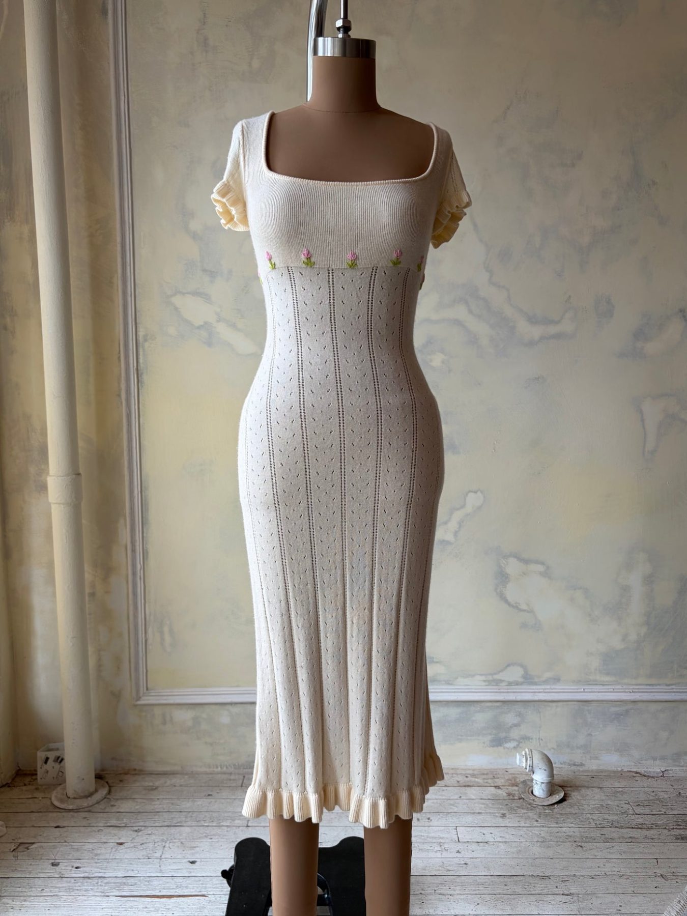 Tulip Knit Lady Dress in Butter with Lining? Sample